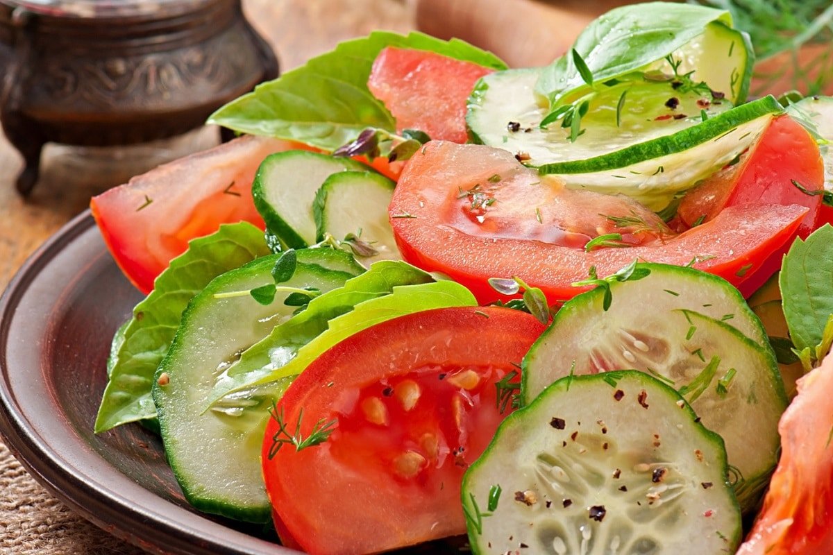 "Les astuces de Jean-Luc : La fleur miracle contre les nuisibles de mes tomates !"